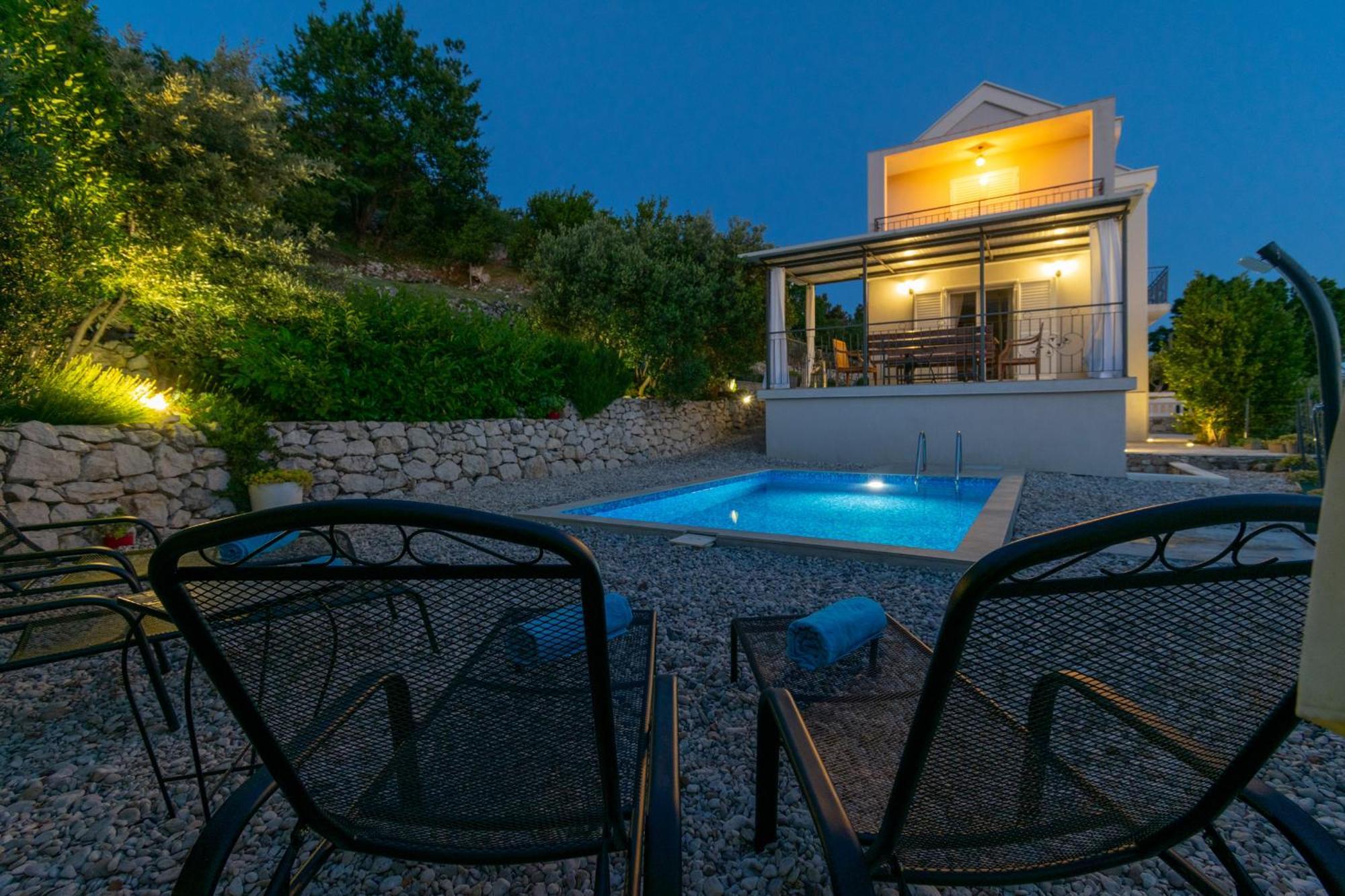 Villa With Sea View พอดโกรา ภายนอก รูปภาพ